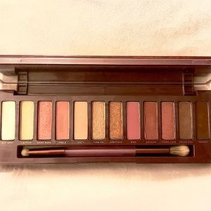 Urban Decay Naked Cherry Palette